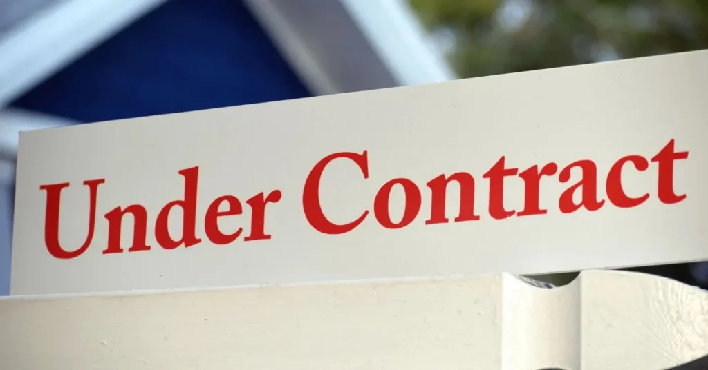Under Contract vs Pending